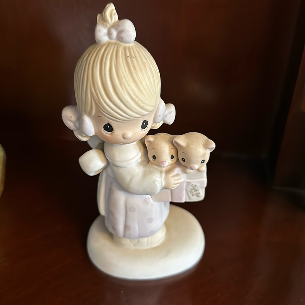 Precious moments -porcelain figurine